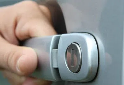 Little Village Locksmith Store Mahwah, NJ 201-402-2653 - 21-unlock-car